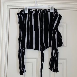 Kendall & Kylie off the shoulder top